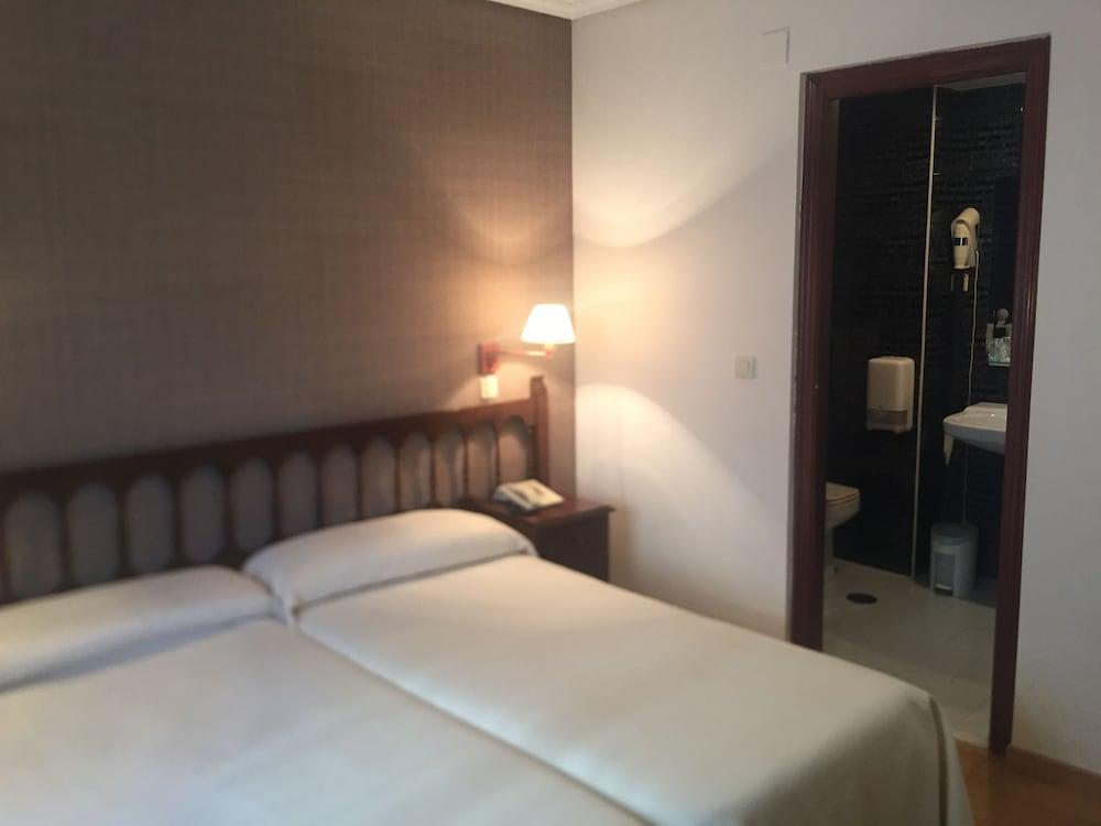 Hotel El Molinon 칸가스 델 나르세아 외부 사진