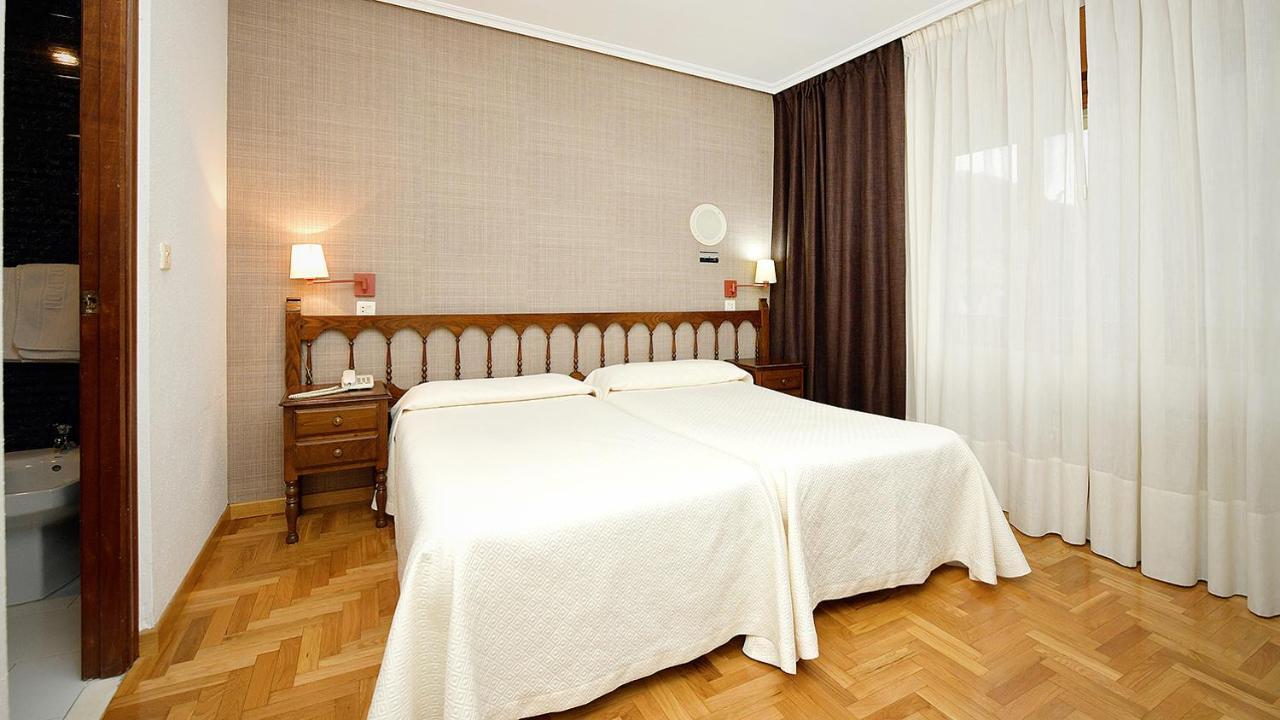 Hotel El Molinon 칸가스 델 나르세아 외부 사진